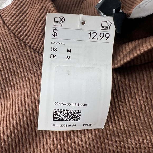 Top - Picture 4 of 4